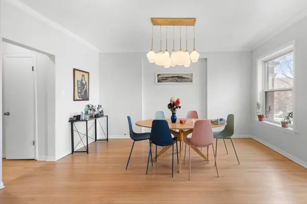 5811 N WINTHROP Avenue, Chicago, IL 60660