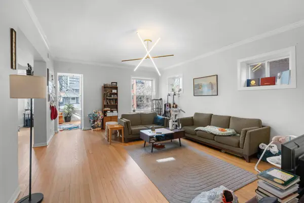 5811 N WINTHROP Avenue, Chicago, IL 60660