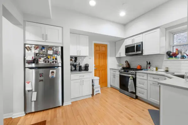 5811 N WINTHROP Avenue, Chicago, IL 60660