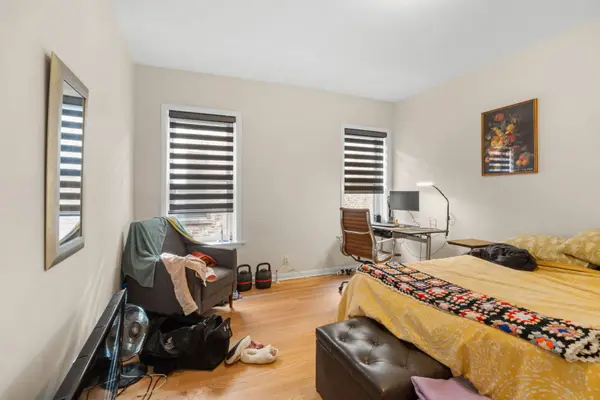 5811 N WINTHROP Avenue, Chicago, IL 60660