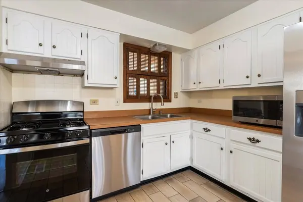 4128 192nd Court #4128, Country Club Hills, IL 60478