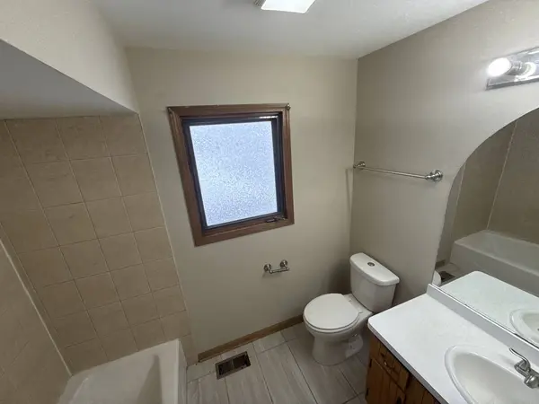 4805 S Latrobe Avenue, Chicago, IL 60638