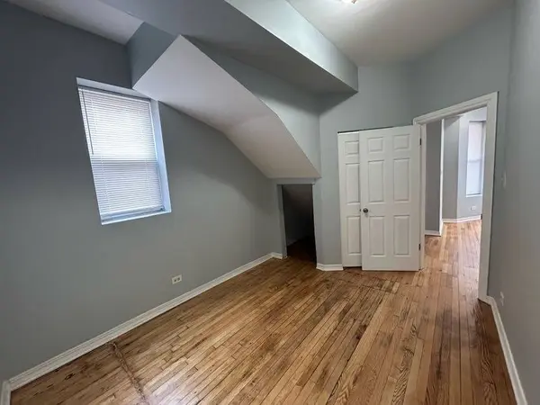 1330 S Lawndale Avenue, Chicago, IL 60623