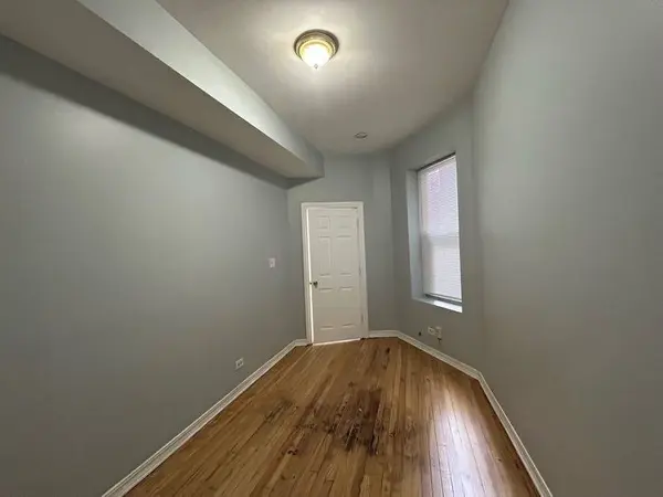 1330 S Lawndale Avenue, Chicago, IL 60623