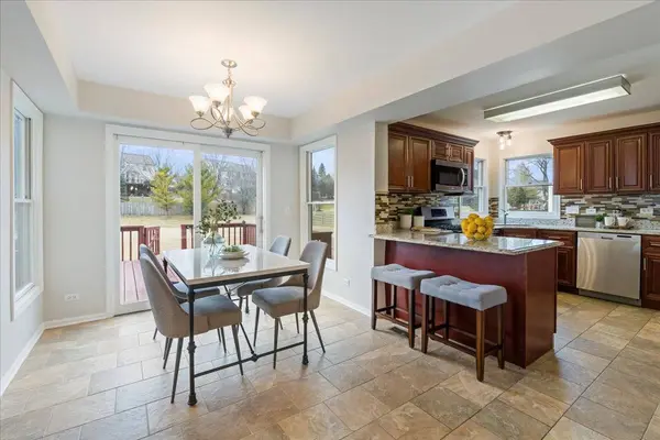 1294 HUNTERS RIDGE EAST, Hoffman Estates, IL 60192