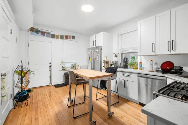 1133 N Winchester Avenue, Chicago, IL 60622