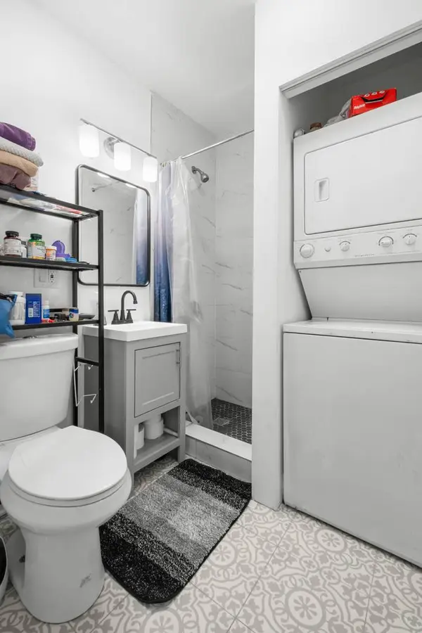 1133 N Winchester Avenue, Chicago, IL 60622