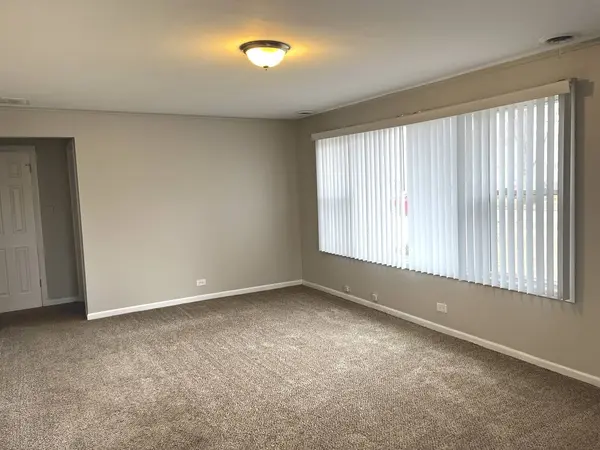 17658 Lincoln Avenue, Homewood, IL 60430