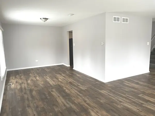 538 Blackstone Avenue, Glenwood, IL 60425