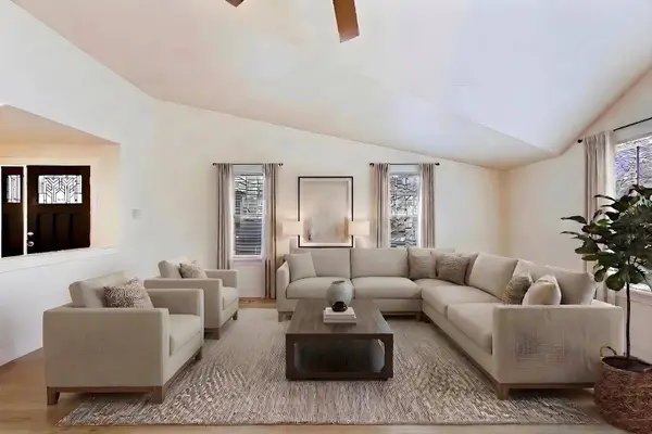 5721 N Jersey Avenue, Chicago, IL 60659