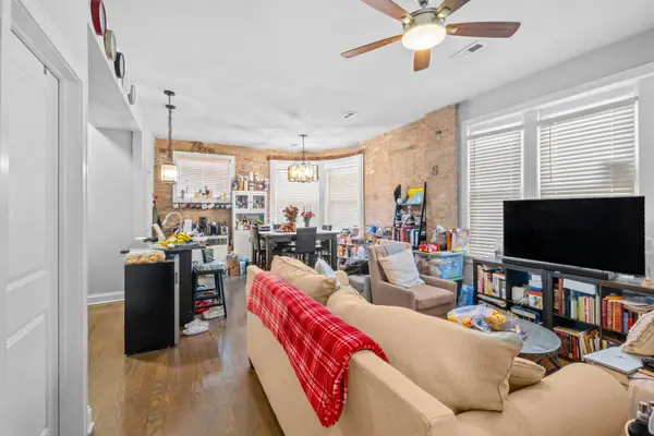 2435 S California Boulevard, Chicago, IL 60623