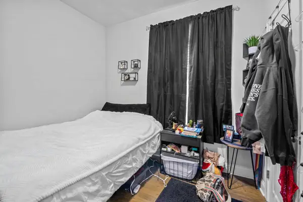 2435 S California Boulevard, Chicago, IL 60623