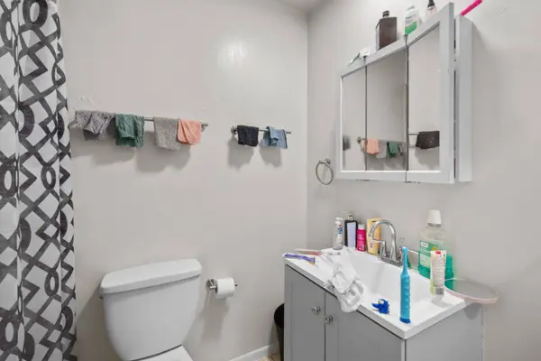 3061 BERNICE Road, Lansing, IL 60438