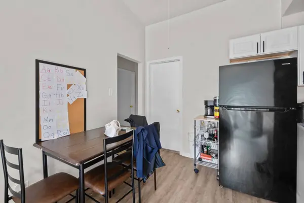 3061 BERNICE Road, Lansing, IL 60438