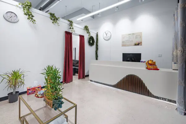 965 W 18th Street, Chicago, IL 60608