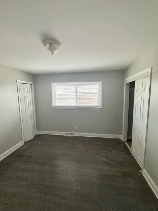 340 155th Place, Calumet City, IL 60409