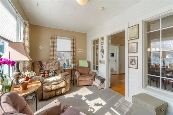 140 S Oriole Trail, Crystal Lake, IL 60014