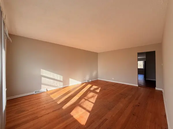 15565 Madison Avenue, Dolton, IL 60419