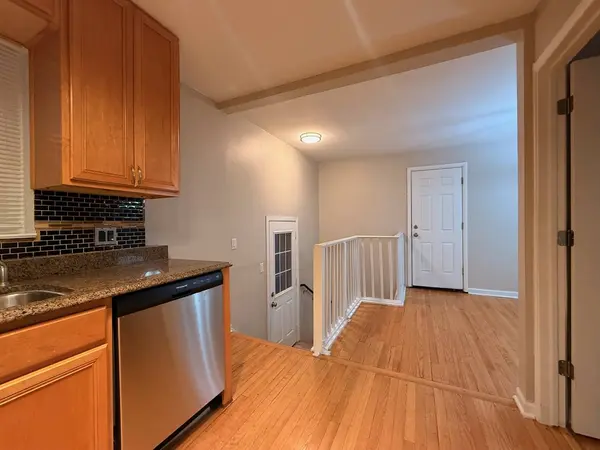 6217 W Peterson Avenue, Chicago, IL 60646