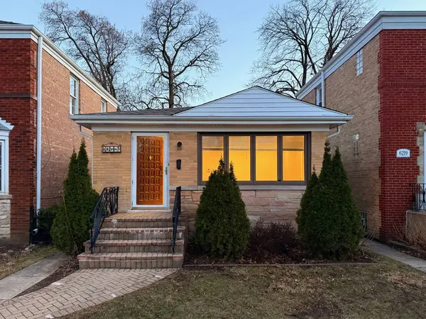 6217 W Peterson Avenue, Chicago, IL 60646