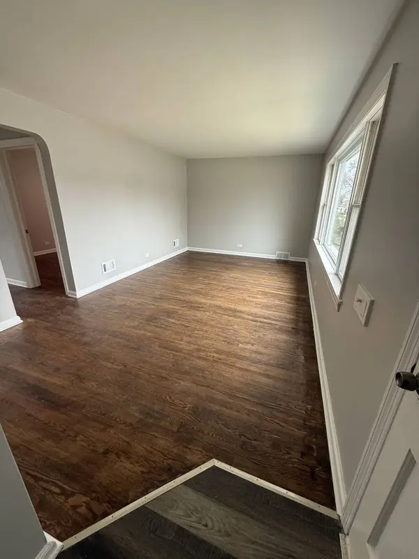 7952 S Trumbull Avenue, Chicago, IL 60652