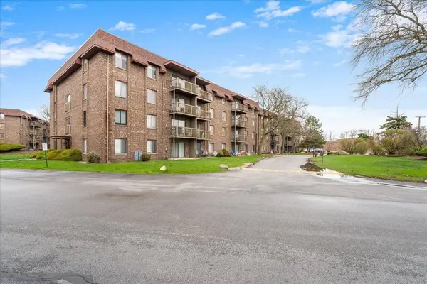 820 Elder Road #C411, Homewood, IL 60430