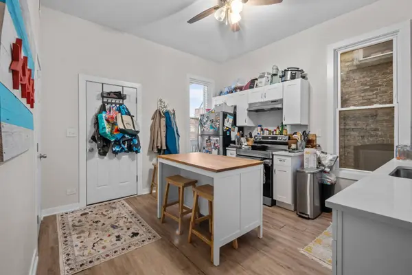 3646 W Wabansia Avenue, Chicago, IL 60647