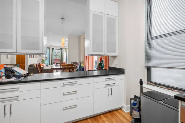 624 N May Street #1, Chicago, IL 60642