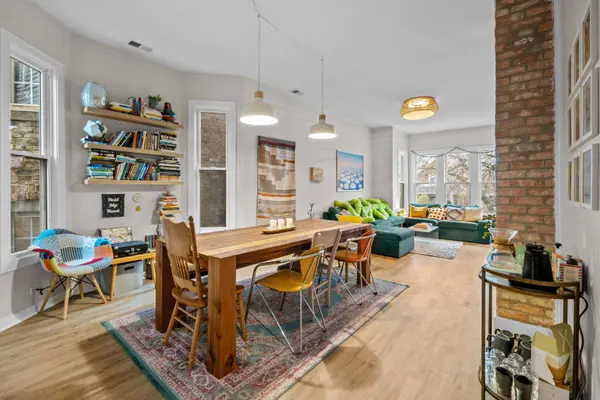 3646 W Wabansia Avenue, Chicago, IL 60647