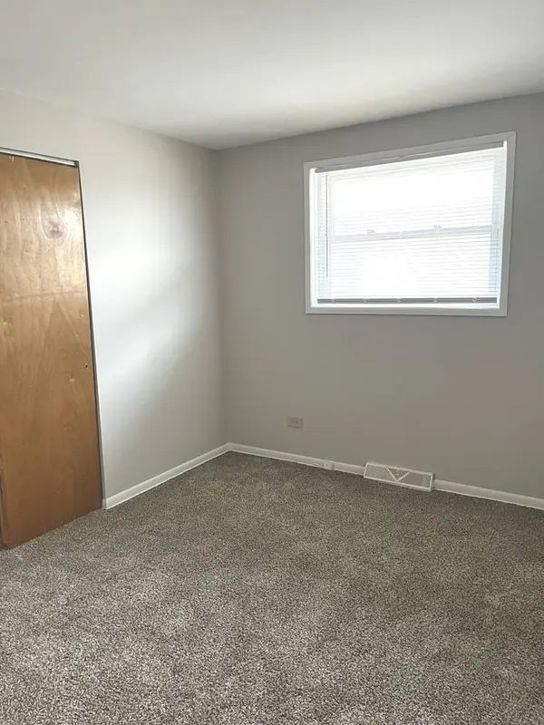 11549 S Laflin Street, Chicago, IL 60643