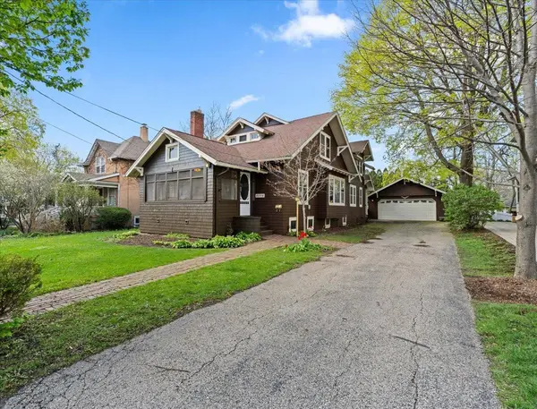 246 W Lake Street, Barrington, IL 60010