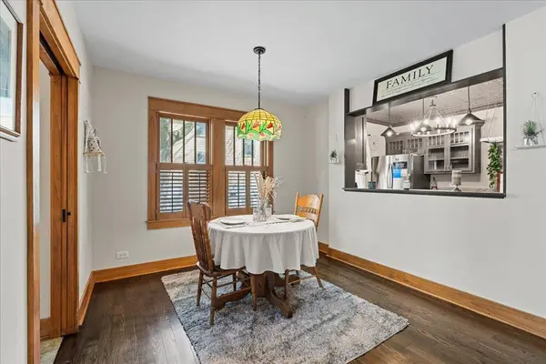 246 W Lake Street, Barrington, IL 60010