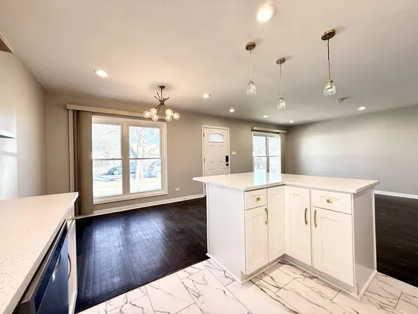 11742 S Racine Avenue, Chicago, IL 60643