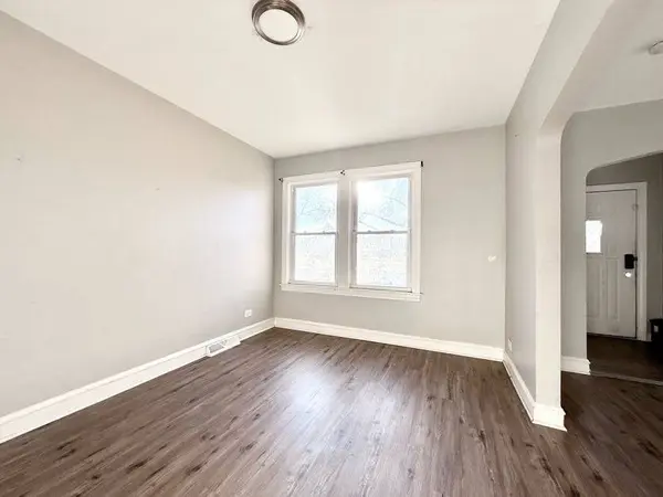 10921 S Avenue H, Chicago, IL 60617