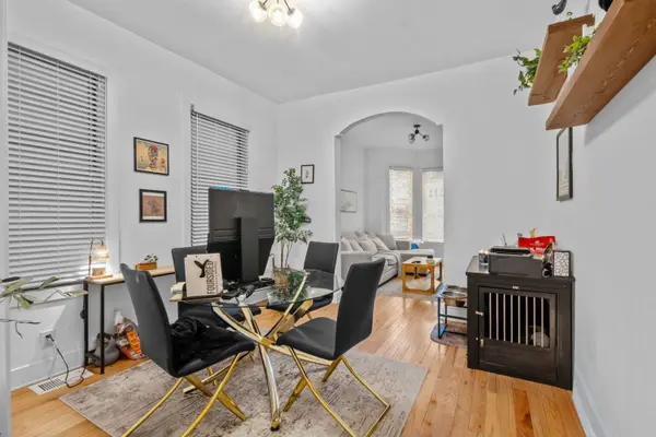 1813 N Kedzie W Avenue, Chicago, IL 60647