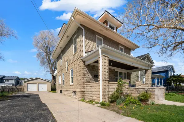 544 E New York Street, Aurora, IL 60505