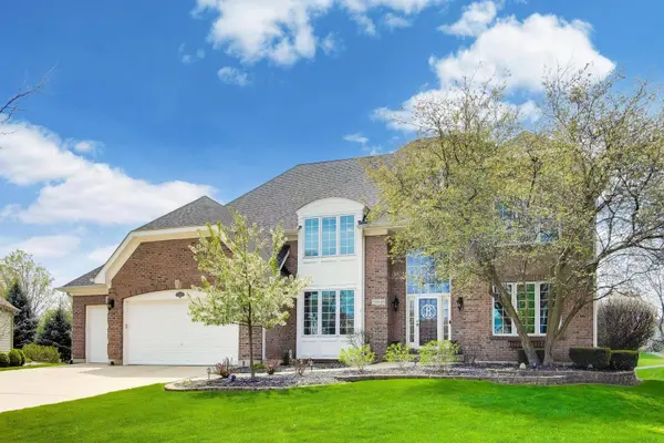 1N644 WOODHALL Court, Winfield, IL 60190
