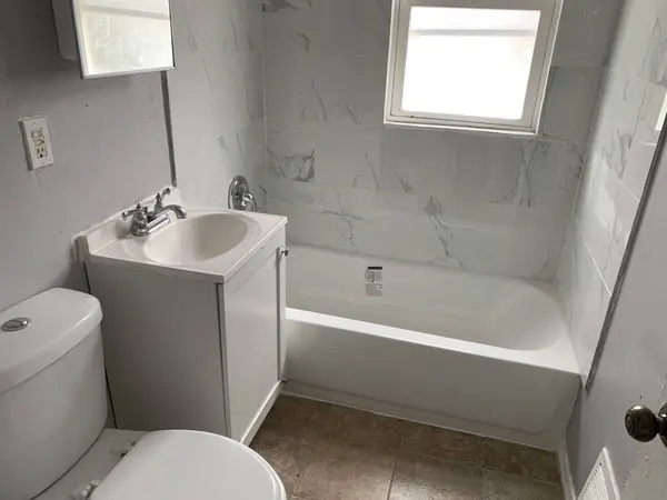 213 E 143rd Street, Dolton, IL 60419