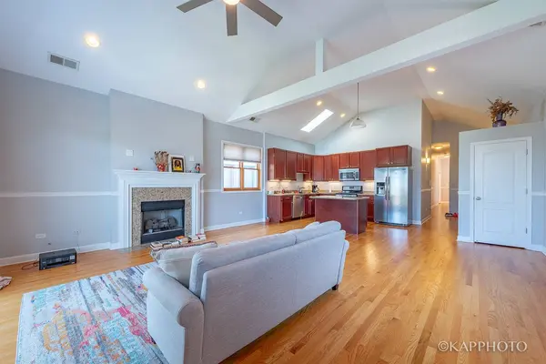 5137 S Wabash Avenue, Chicago, IL 60615