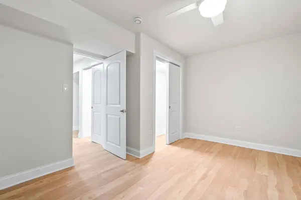4541 S Forrestville Avenue, Chicago, IL 60653