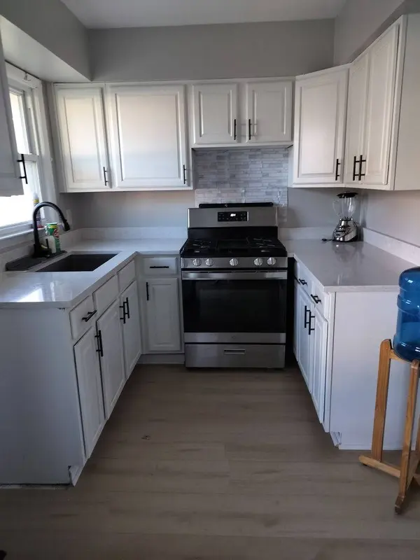 557 E Division Street #3, Lockport, IL 60441