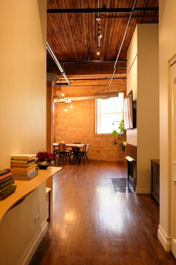 550 N Kingsbury Street #111, Chicago, IL 60654