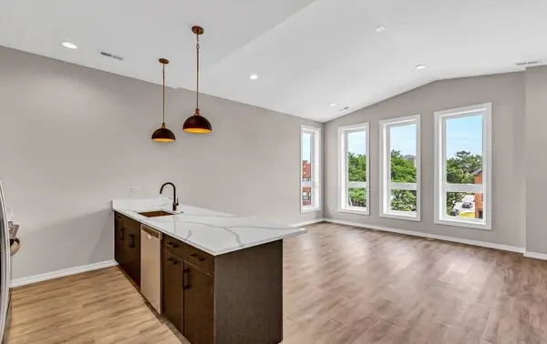 4906 S Saint Lawrence AVE, Chicago, IL 60615