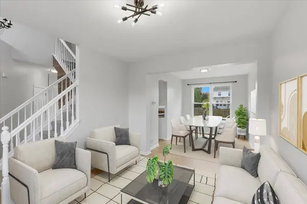 58 W OLD MILL TRL, Antioch, IL 60002