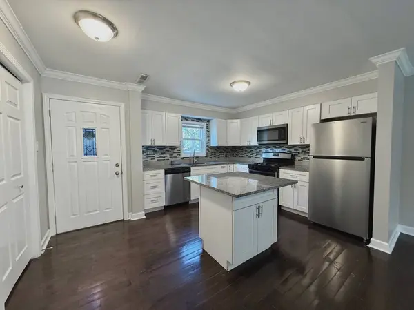 2045 Downey RD, Homewood, IL 60430