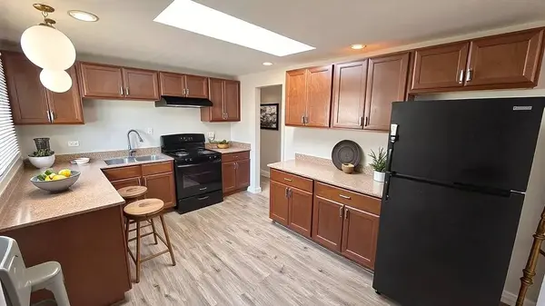 14039 S Claire BLVD, Robbins, IL 60472