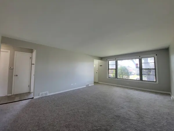 383 Calhoun AVE, Calumet City, IL 60409