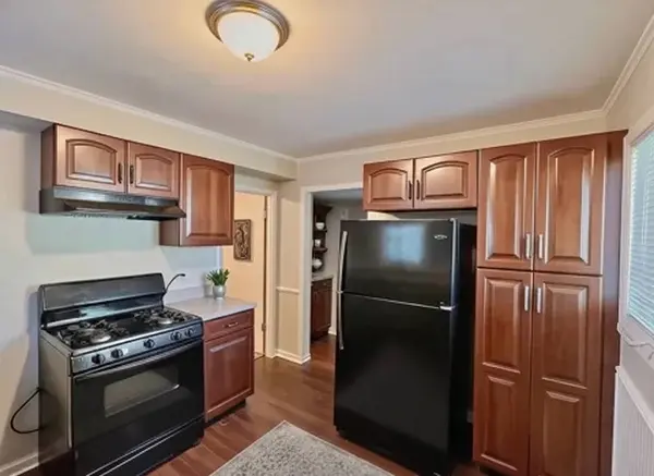 101 Shabbona DR, Park Forest, IL 60466
