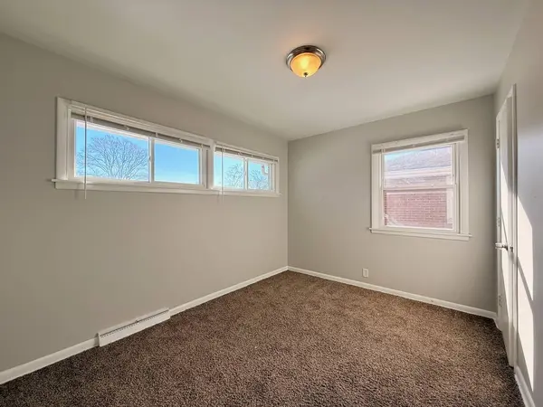 326 Clyde AVE, Calumet City, IL 60409