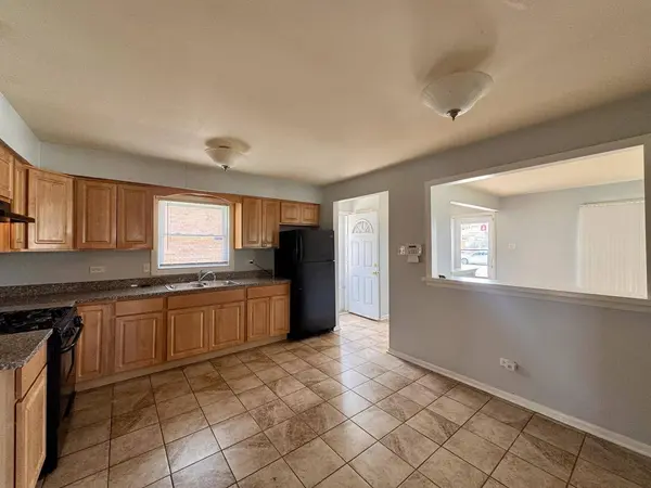 519 Paxton AVE, Calumet City, IL 60409